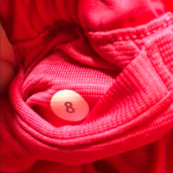 Lululemon Hotty hot short - Picture 11 of 16